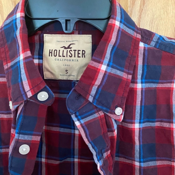 Hollister button up shirt - Picture 2 of 2